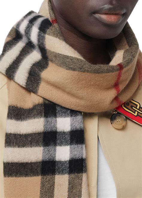 giant check cashmere scarf burberry|original burberry cashmere scarf.